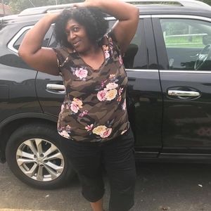 Meet your Posher, Loretta